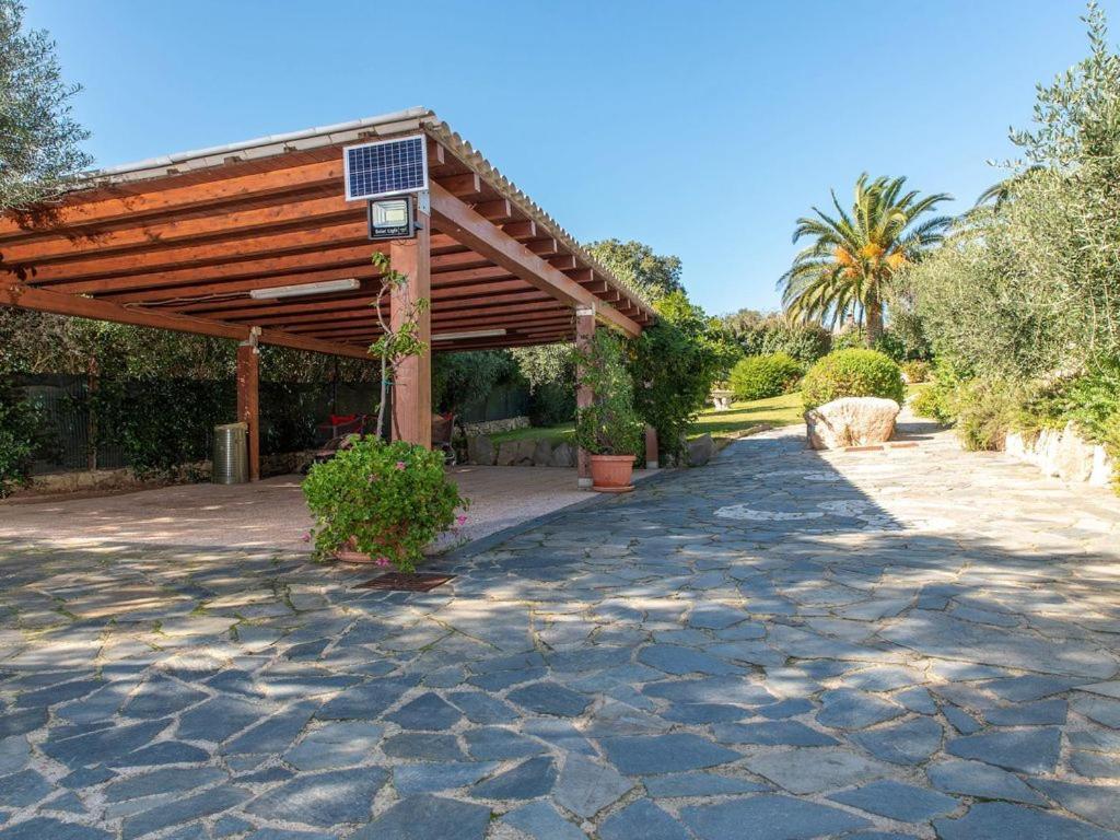 Residence Villa Smeralda Telti Buitenkant foto